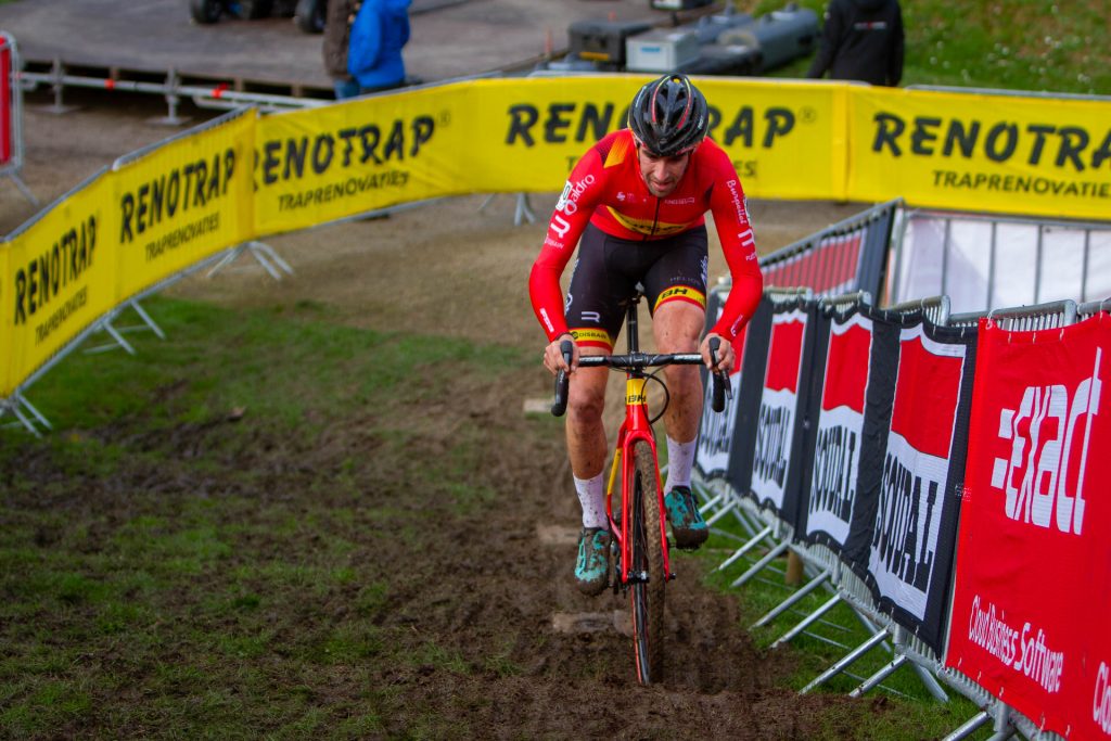 felipe Orts en su última carrera de cx en 2022